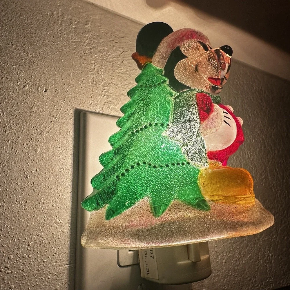 Disney *vintage* acrylic
